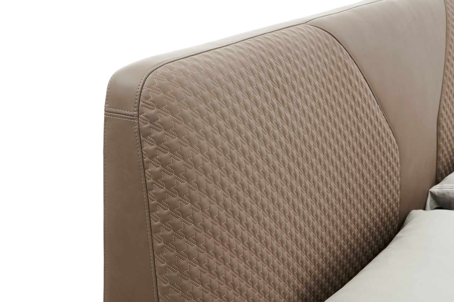 Bed C559