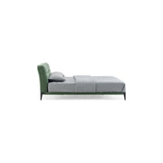 Bed C553