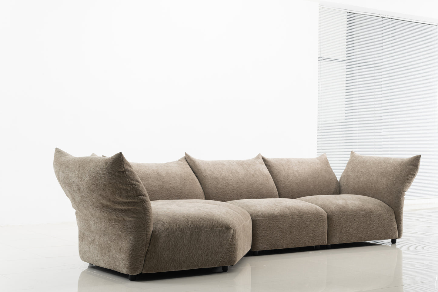 Sofa LC168